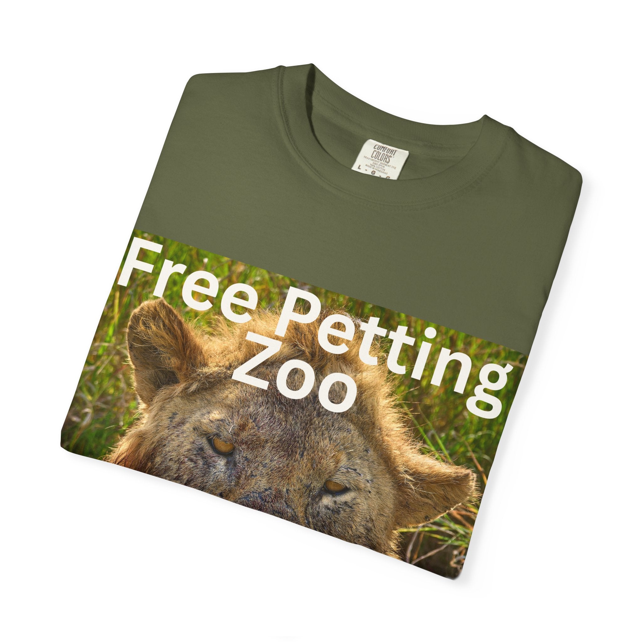 Free Petting Zoo T-Shirt | Lion Serengeti Safari Funny T-Shirt